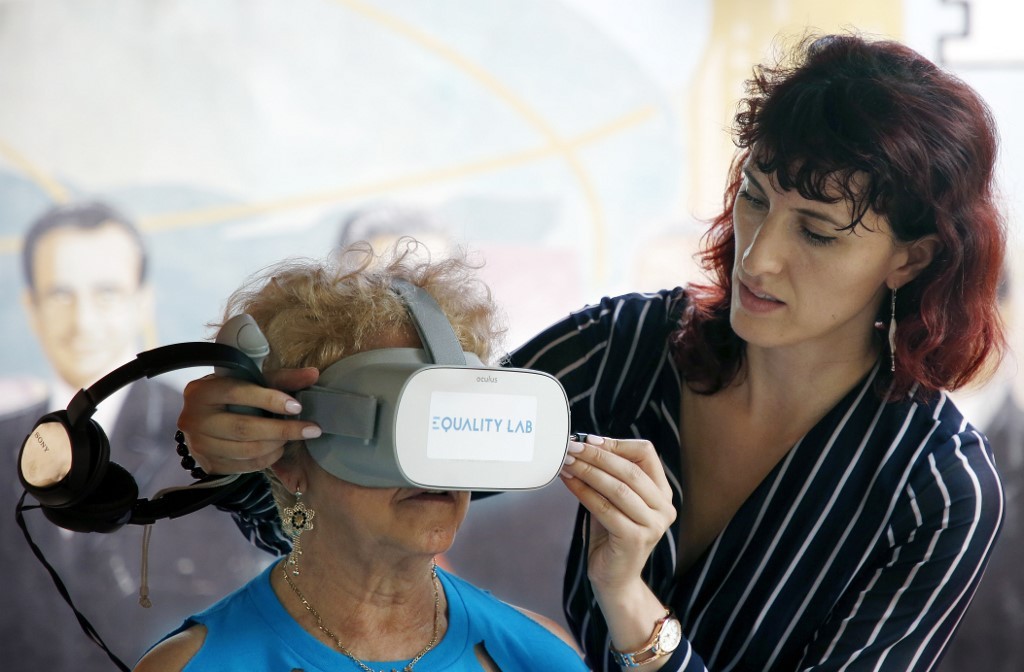 Con realidad virtual, ayudan a los ancianos a cumplir sus "últimos deseos" | Tecno