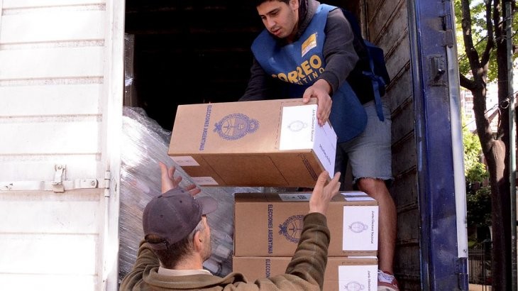 Operativo para distribuir las urnas: 5.100 vehículos, 60 mulas y 10 lanchas | Elecciones 2019