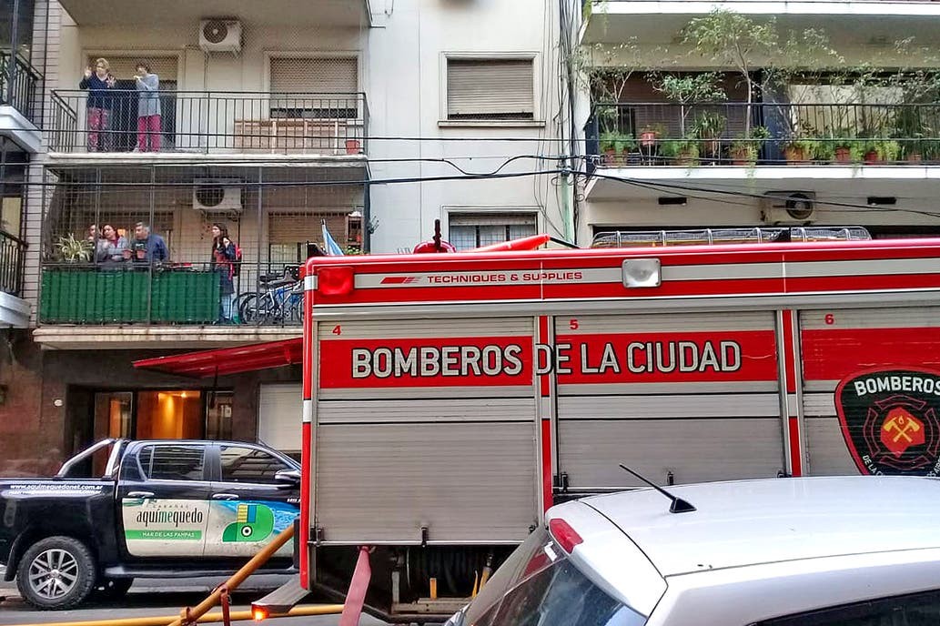 Murió una persona al incendiarse un departamento en Palermo | Actualidad