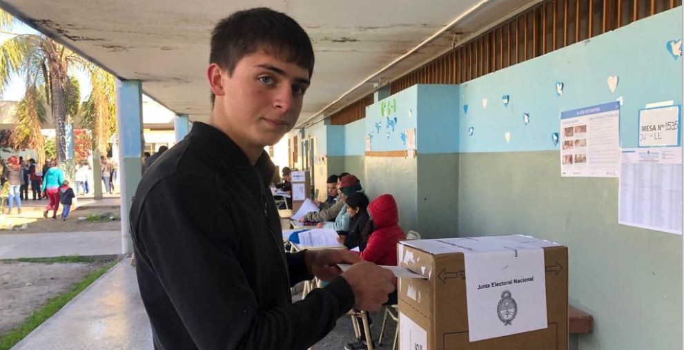 Joven de 17 años votó a pesar de que en el padrón figuraba como desaparecido | Elecciones 2019