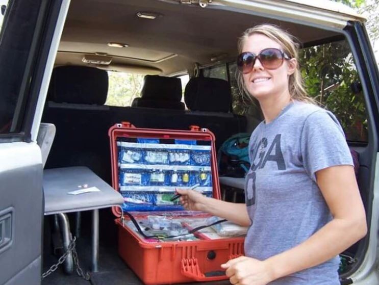 Voluntaria prestó servicios médicos sin tener formación profesional en Uganda y la acusan de la muerte de 105 chicos | Internacionales