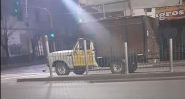 Una joven pide ayuda en redes sociales para encontrar a la manada que le robó, golpeó y abusó de ella | Redes