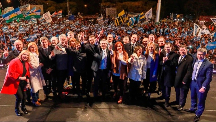 Alberto Fernández recibió a Lammens y a Massa para poner a punto la campaña | Elecciones 2019