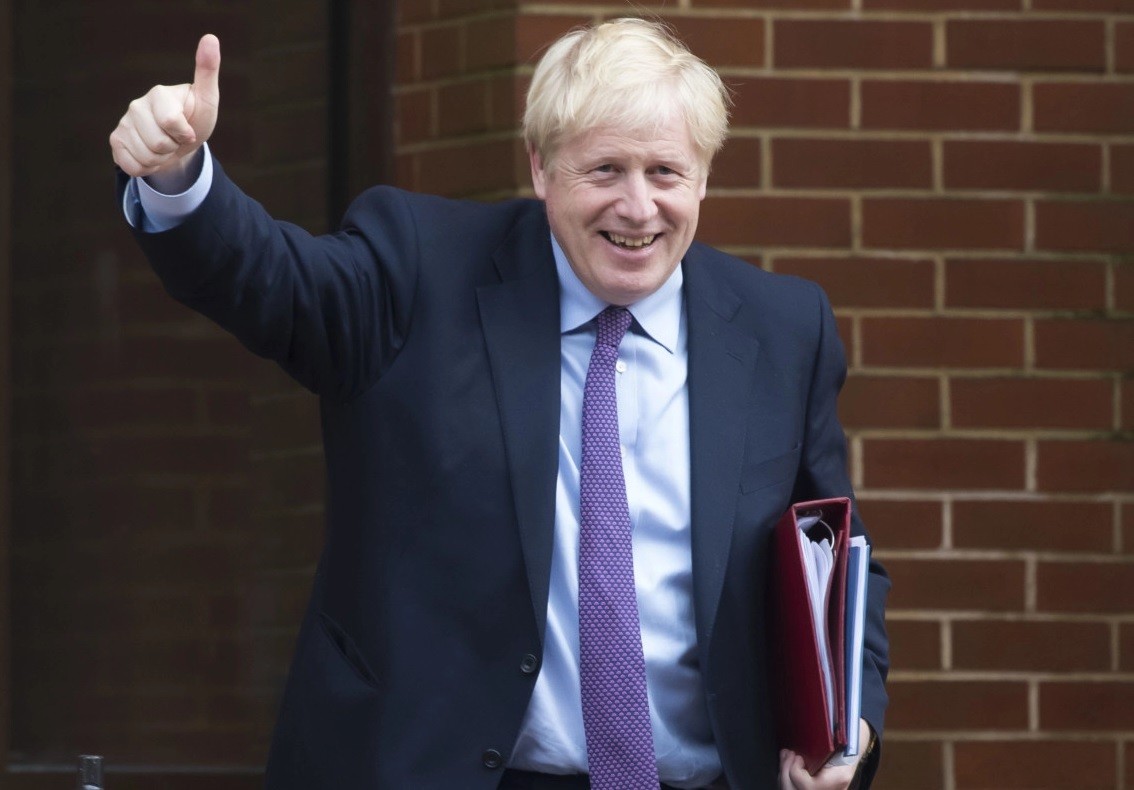 Boris Johnson le pidió a la reina Isabel que suspenda las sesiones en el Parlamento por el Brexit | Internacionales