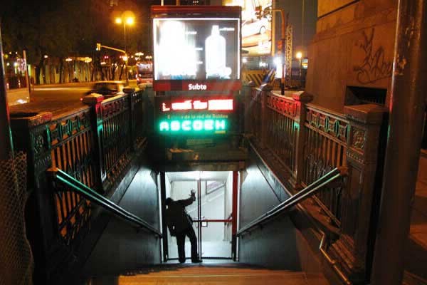 La Defensoría del Pueblo porteña presentó un proyecto de ley para extender el horario del subte | Actualidad