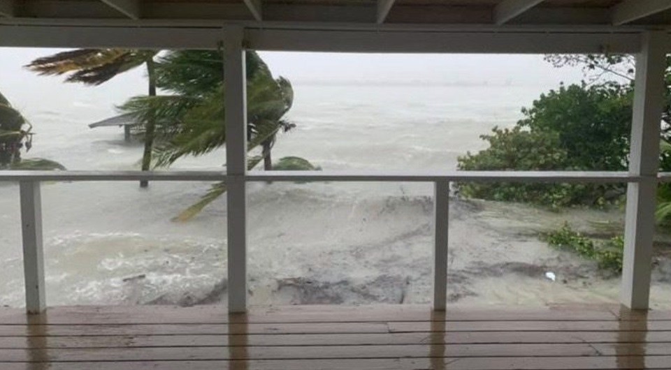 Dorian se cobra cinco muertos en las Bahamas y Estados Unidos evacúa la costa | Internacionales