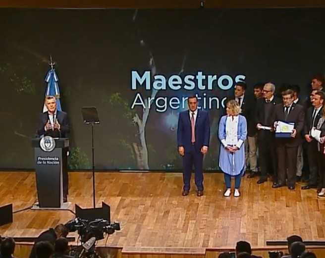 Macri, ante docentes: "Aprender es lo único que nos permitirá ser libres" | Política