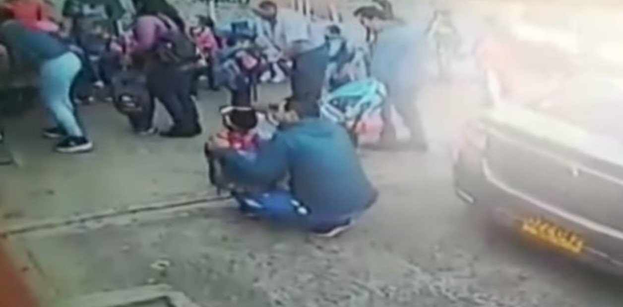 Video: un jardín de infantes dejó solo en la calle a un nene de 2 años porque llegó tarde | Internacionales
