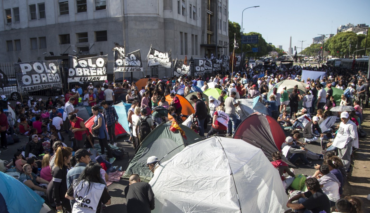 Movimientos sociales amenazan con un acampe de 72 horas en 9 de Julio | Política