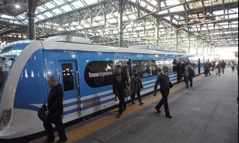 Congelamiento: ratifican que no aumentarán los boletos de trenes y colectivos hasta fin de año | Economía