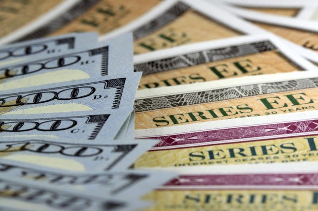 Advierten que tenedores de bonos argentinos deberán sufrir una quita de deuda | Economía