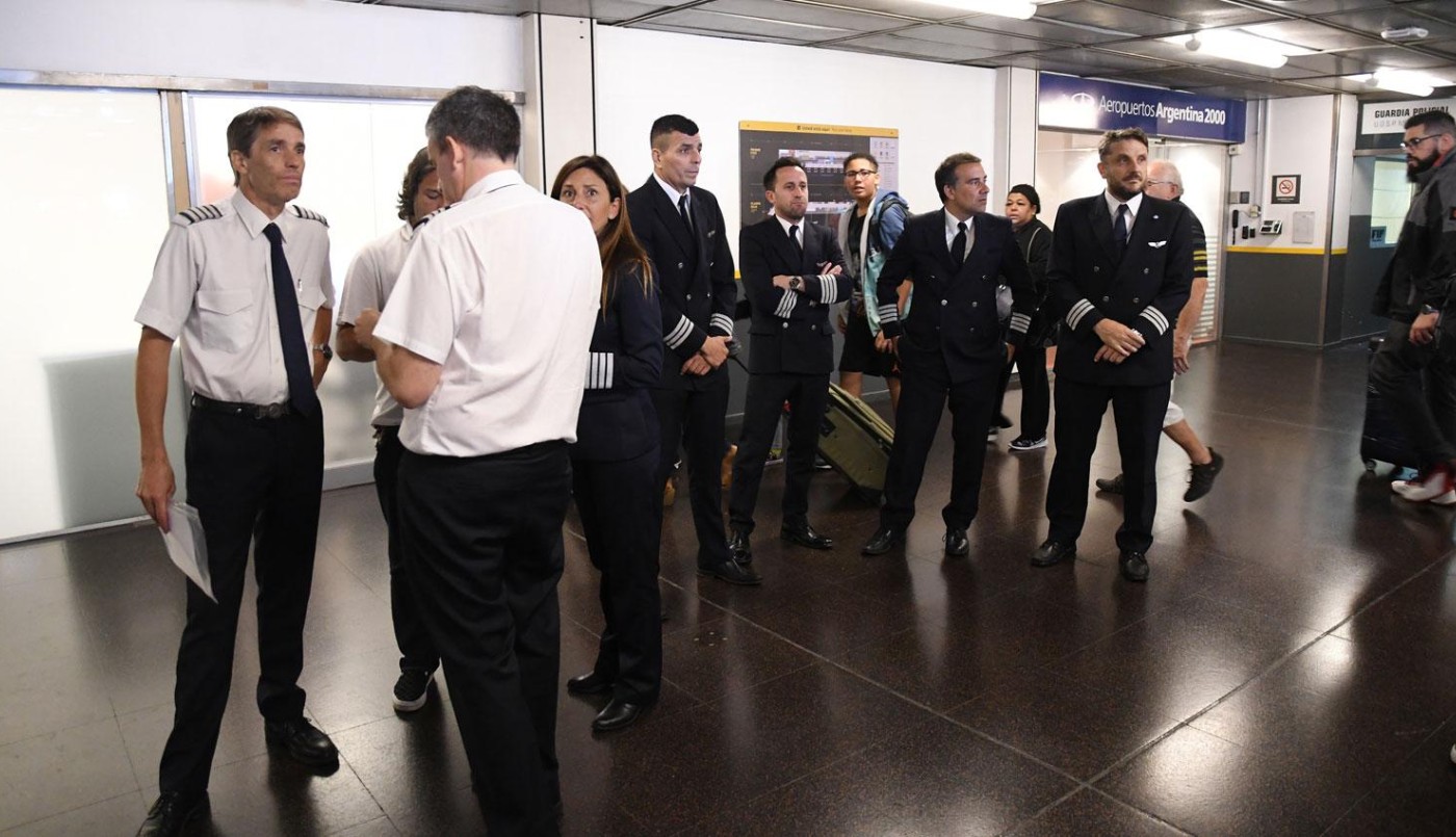 Paro de pilotos el fin de semana: "Sólo logramos suba salarial de 23% en cuotas desde septiembre de 2018" | Actualidad