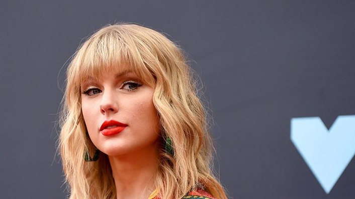 El video insólito de Taylor Swift bajo los efectos de la anestesia que filtró su propia madre | Espectáculos