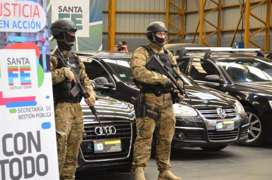 Nueve millones de pesos se recaudaron en la subasta de objetos decomisados al delito | Actualidad