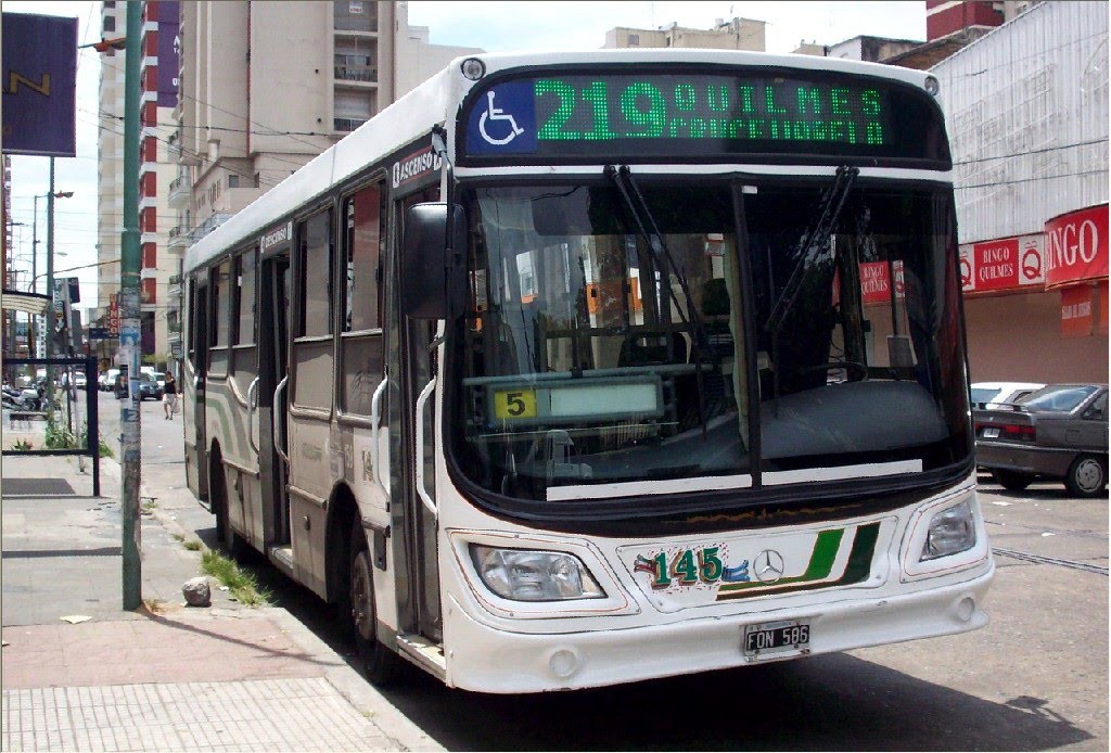Asaltan colectivo en Quilmes luego de desviarlo de su recorrido | Actualidad