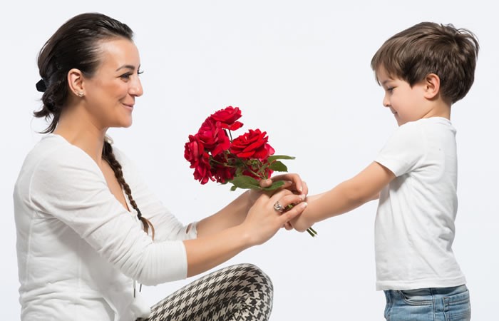 Día de la Madre: consejos para ahorrar a la hora de comprar el regalo | Actualidad