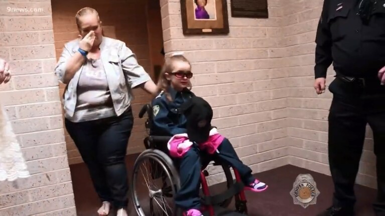 La lista de "los últimos deseos" de su hija se volvió viral tras su muerte: ahora la detuvieron acusada de haberla asesinado | Internacionales