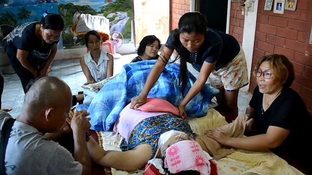 Una mujer "resucitó" instantes antes de que la cremaran | Internacionales