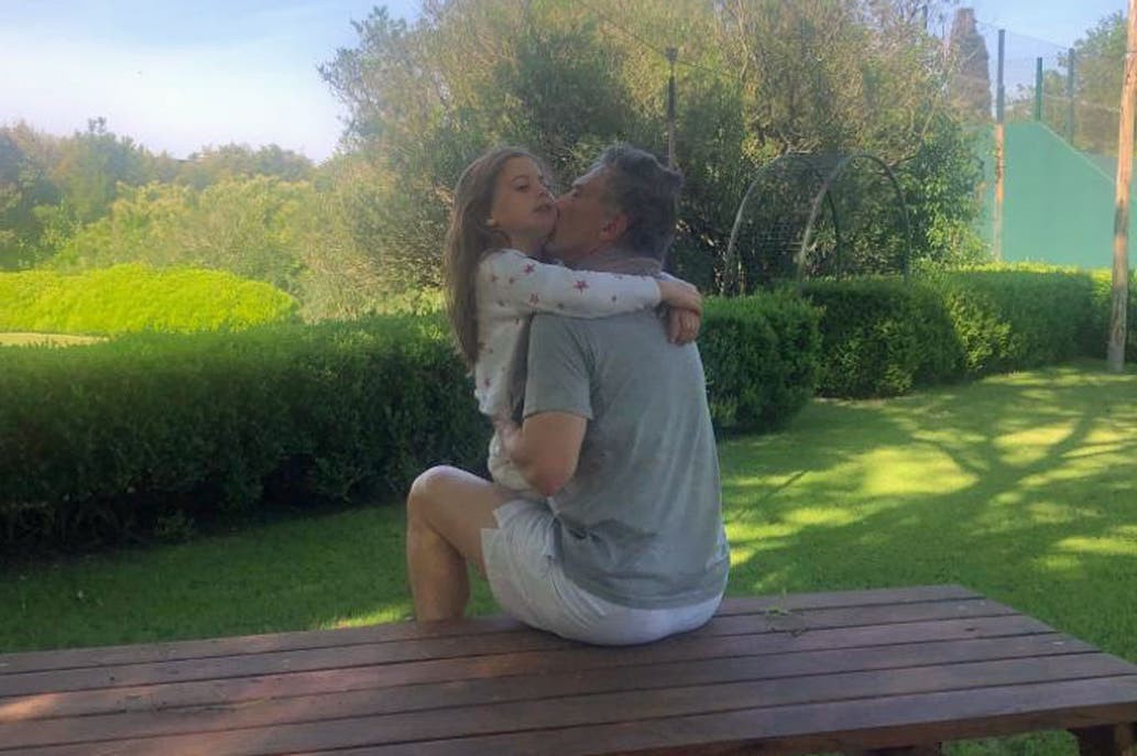 La previa de las elecciones: Macri jugó al paddle y Alberto Fernández cantó con Santaolalla | Elecciones 2019
