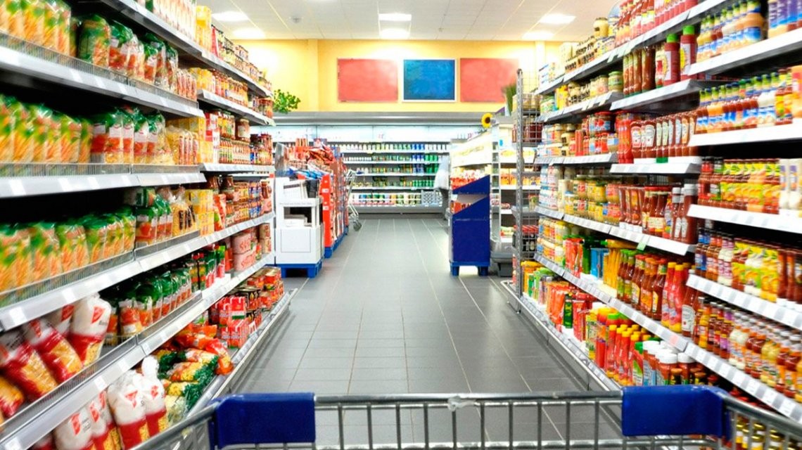 Dos cadenas de supermercados congelarán sus precios por 15 días | Economía
