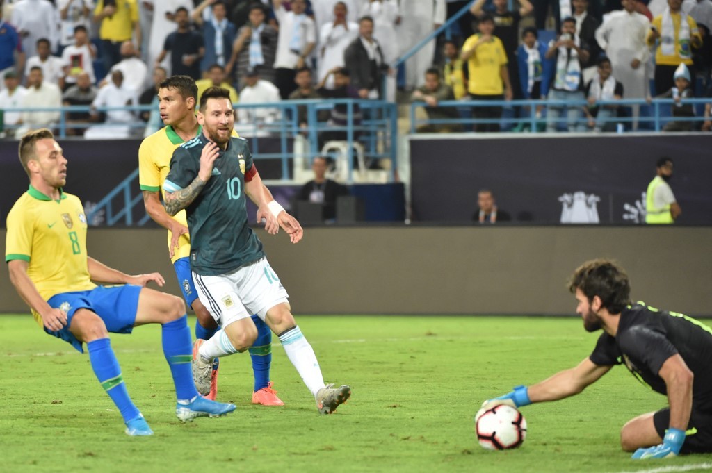 Volvió Messi y le dio el triunfo a Argentina ante Brasil | Deportes