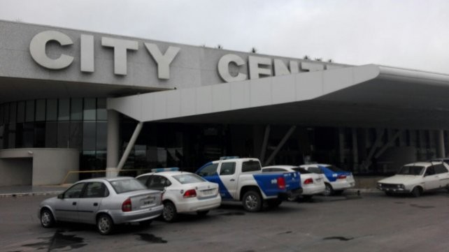 Acusan a una mujer de matar al hermano, amenazar al padre y balear a una hermana | Actualidad