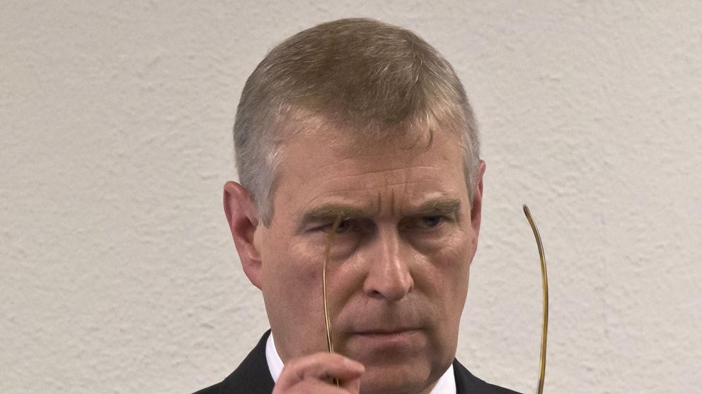El príncipe Andrés de Inglaterra abandona las funciones públicas: acusaciones de abuso sexual y su relación con Jeffrey Epstein | Internacionales