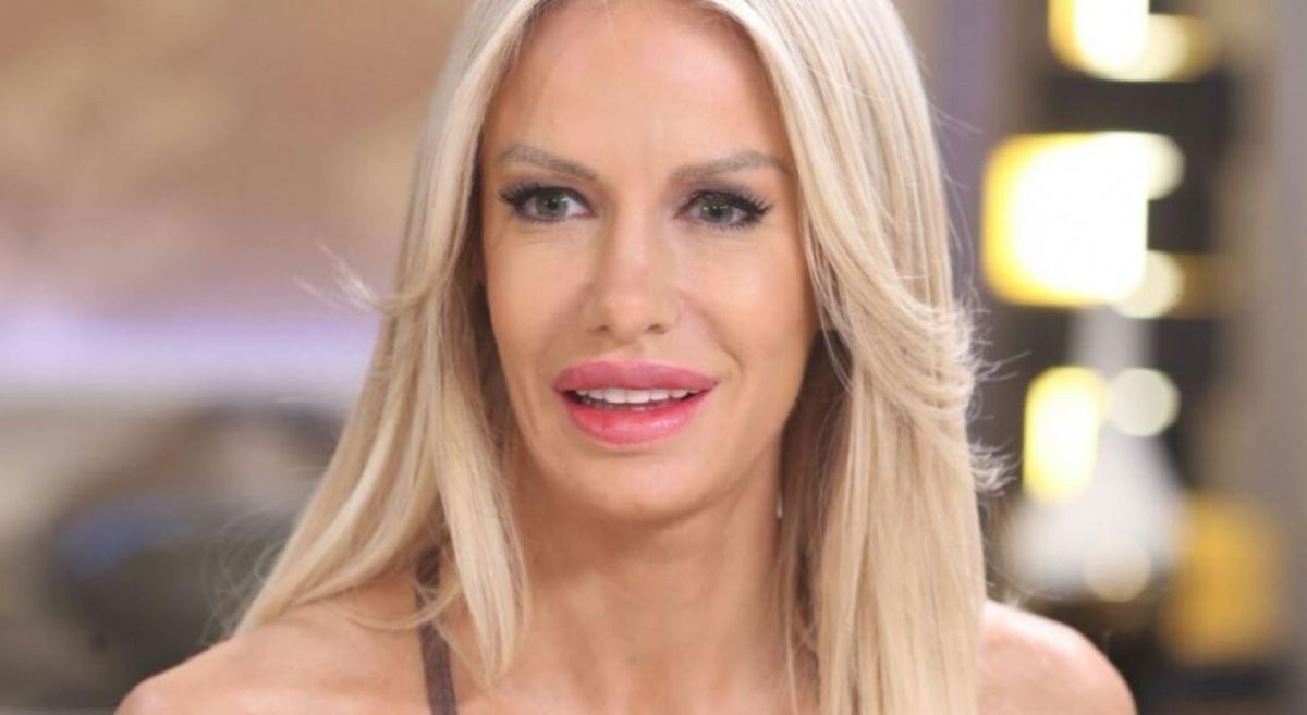 Luciana Salazar posó semidesnuda en Instagram: ¿se le fue la mano con el Photoshop? | Espectáculos