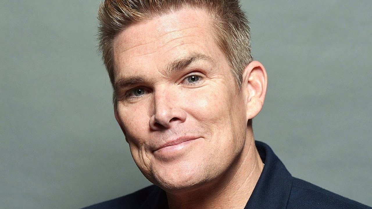 Una joven le pagó a Mark McGrath para que dejara a su novio a través de Cameo | Redes