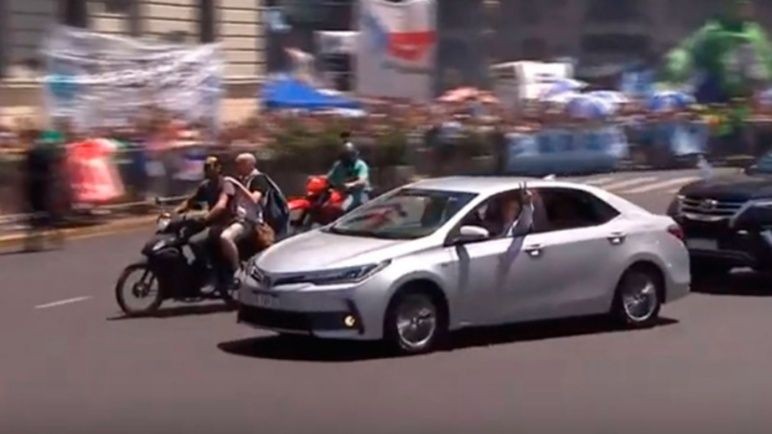 La patente del auto de Alberto salió en la quiniela de la Ciudad de Buenos Aires: el 769 | Curiosidades