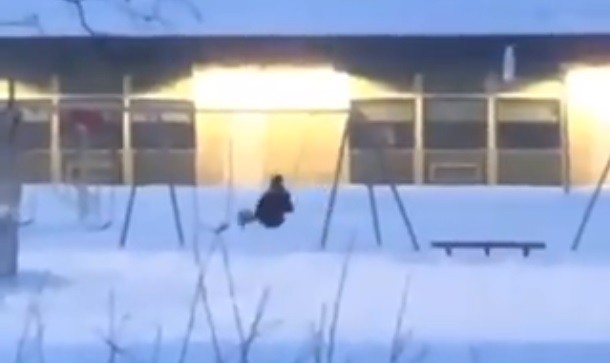 El reto viral de las fiestas: ¿Para qué lado va la hamaca? | Redes