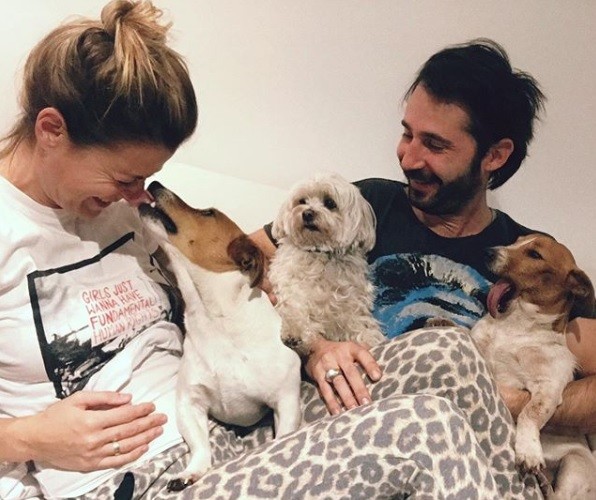 Eugenia Tobal con su beba y su perro, pide que se termine la pirotecnia | Espectáculos