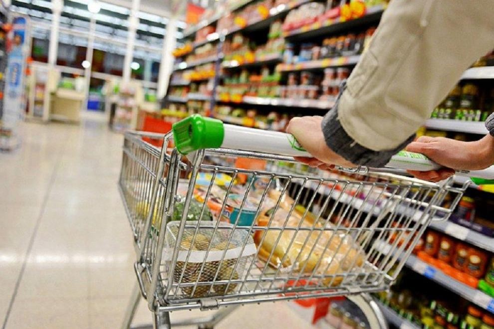 ¿Se puede sobrevivir con la canasta básica?: un experimento detracta su contenido | Actualidad