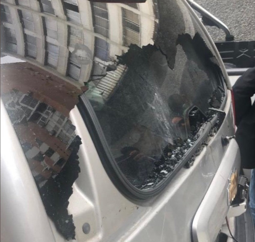 Balearon el auto de Juan Guaidó camino al Parlamento | Internacionales