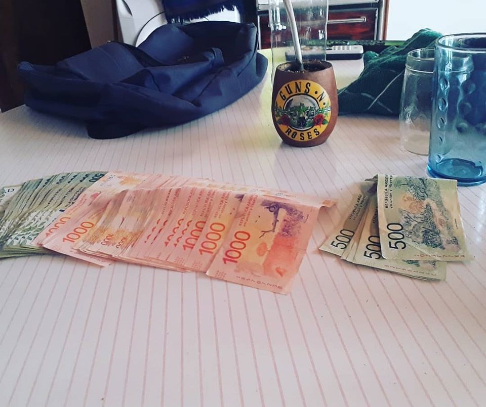 Encontró más de 140 mil pesos en un bolso y los devolvió | Actualidad