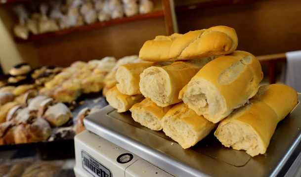 Venderán pan a 65 pesos a los que tengan la Tarjeta Alimentaria | Actualidad