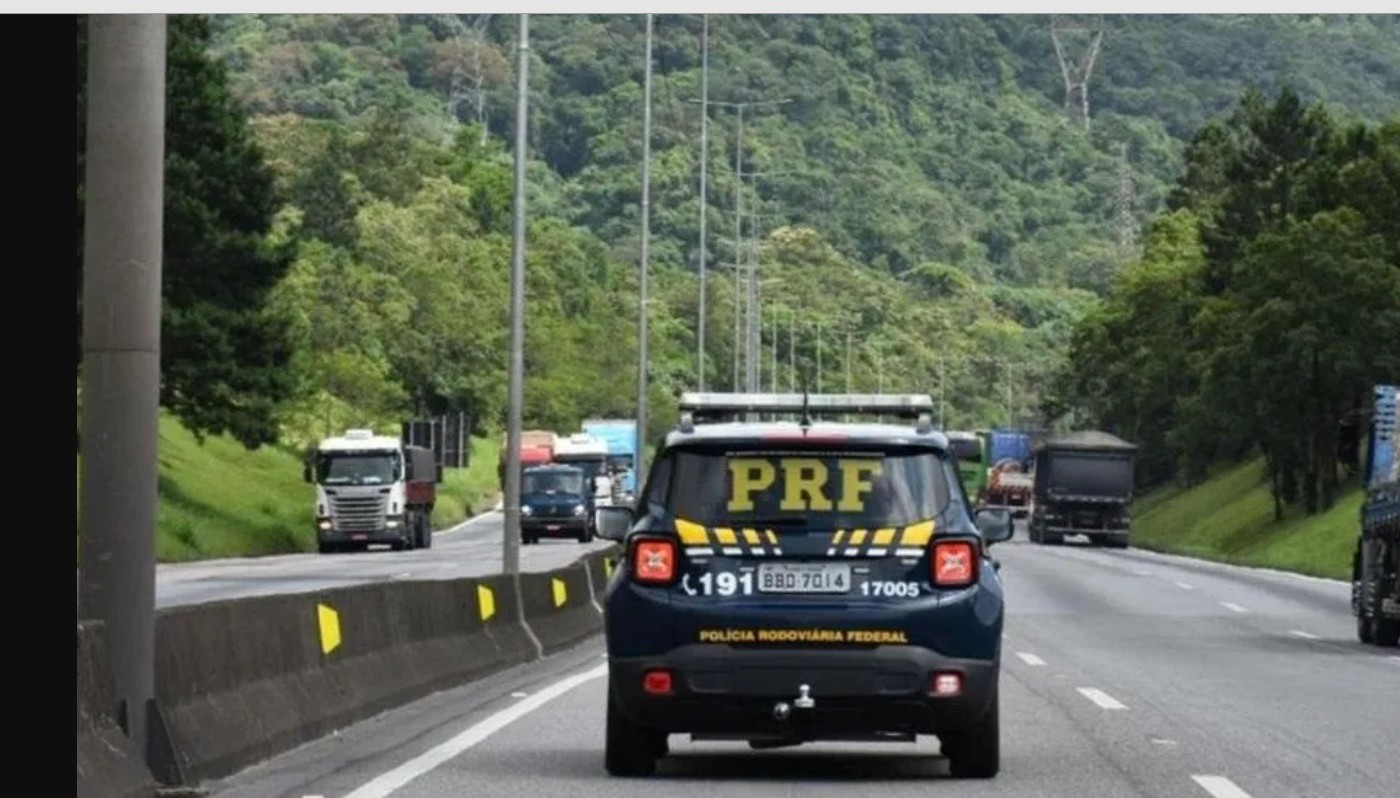 Iban de vacaciones a Brasil y se olvidó a su esposa en una estación de servicio | Actualidad