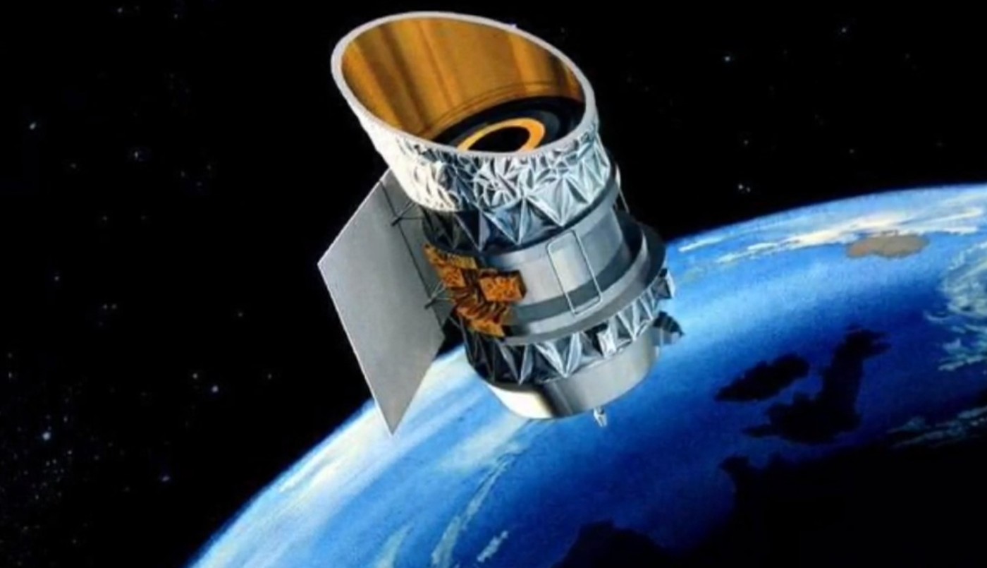 Dos satélites están a punto de chocar a toda velocidad sobre la Tierra | Internacionales