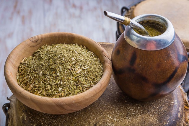 Detectan salmonella en una yerba mate y prohíben su venta en todo el país | Actualidad