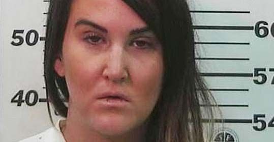 Detuvieron a la asistente de una docente por emborrachar alumnos y organizar una orgía entre ellos | Internacionales