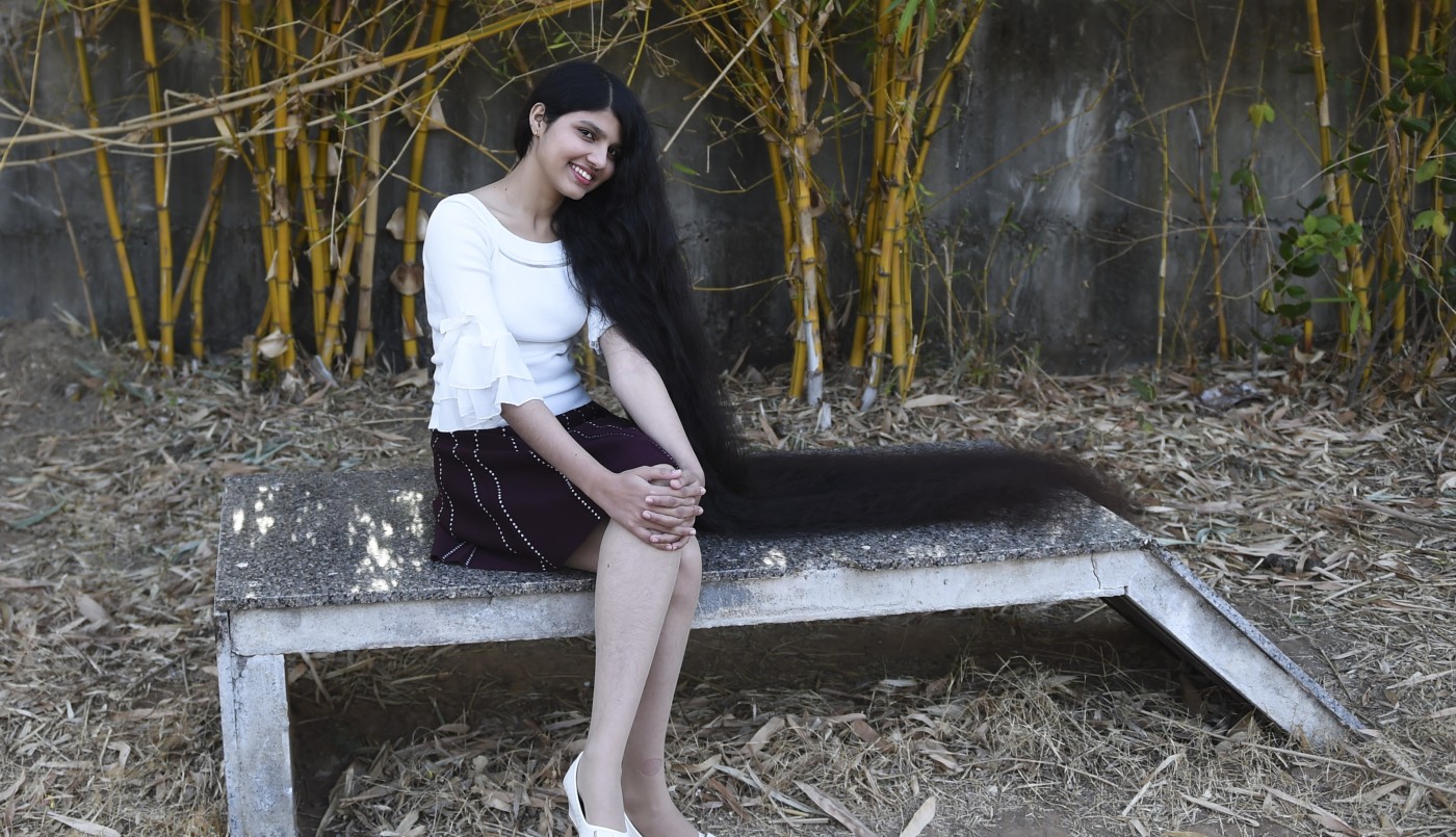 Esta adolescente india tiene el récord del pelo más largo del mundo | Curiosidades