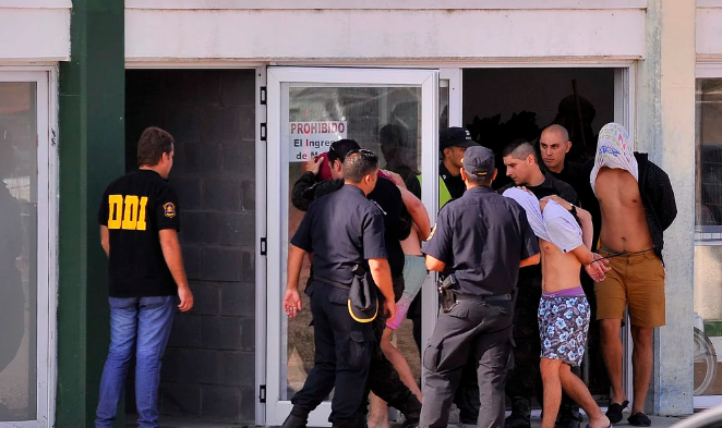 Un hermano del rugbier Lucas Pertossi está detenido por un robo a mano armada | Actualidad
