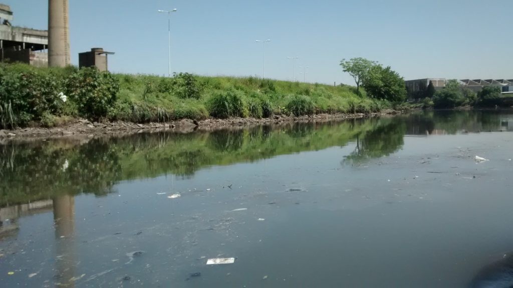 Misterio en el Riachuelo: encuentran el cadáver de un hombre a la altura de Lanús | Actualidad