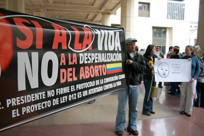 Una mujer abortó en el séptimo mes de gestación en Colombia: su pareja intentó evitarlo con una presentación judicial | Internacionales