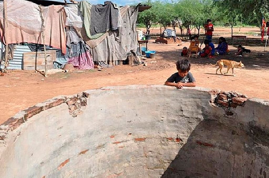 Harán siete pozos de agua donde fallecieron los niños wichís en Salta | Política
