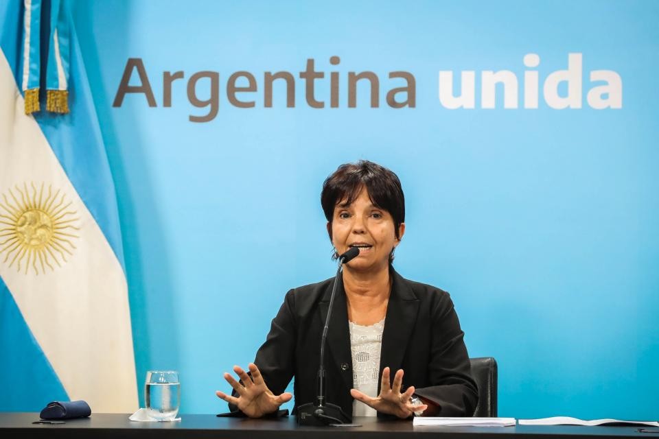 AFIP investiga a grandes contribuyentes que cambiaron su domicilio fiscal a Uruguay y Paraguay | Economía