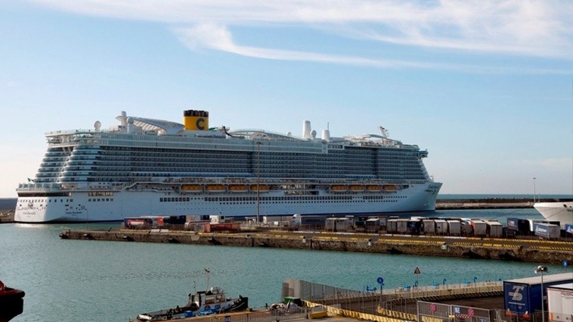 Un matrimonio de médicos viajó en un crucero por Asia y están en cuarentena en La Plata | Actualidad