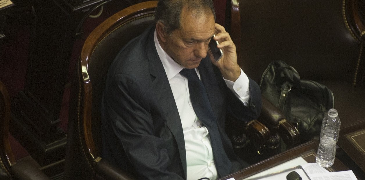 Denuncian a Scioli por usurpación de autoridad e incumplimiento de deberes de funcionario | Política