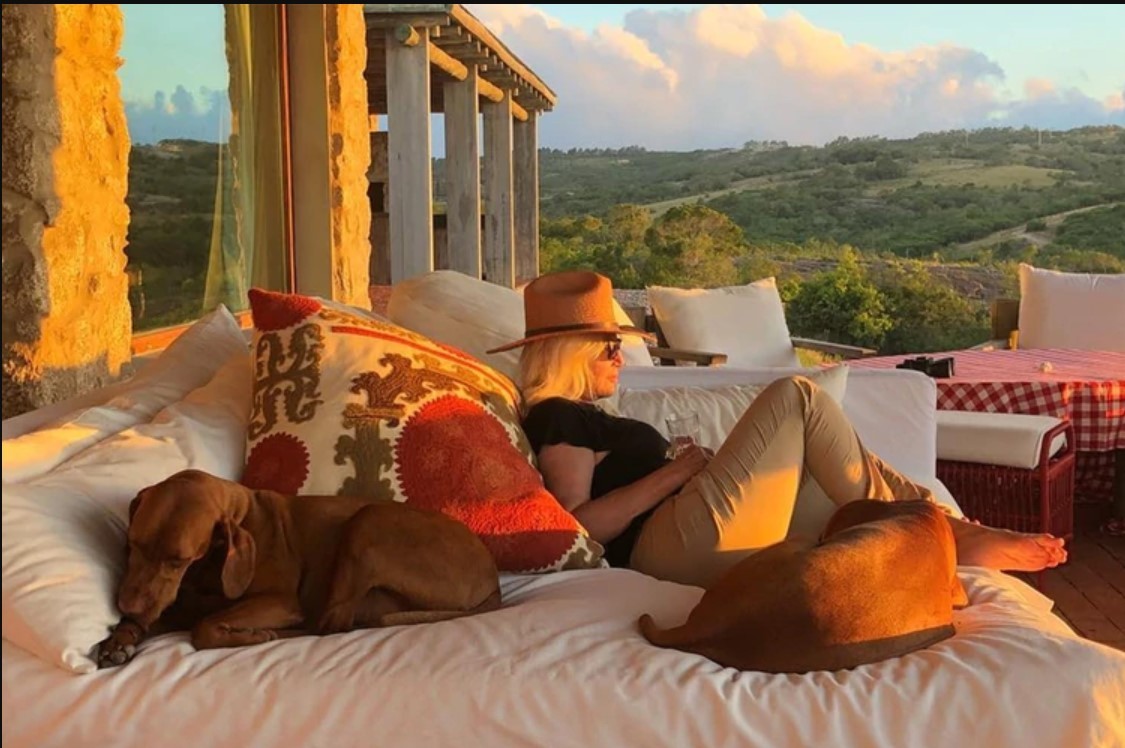 La divertida estrategia de Susana Giménez para evitar el efusivo saludo de sus perros | Espectáculos