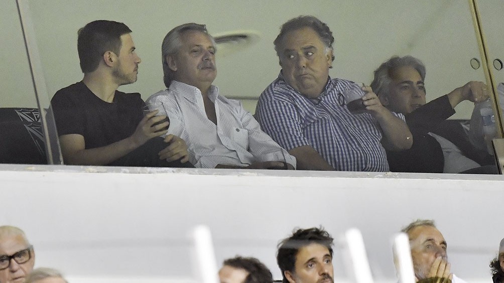 Alberto Fernández asistió al partido Vélez-Argentinos Juniors | Deportes